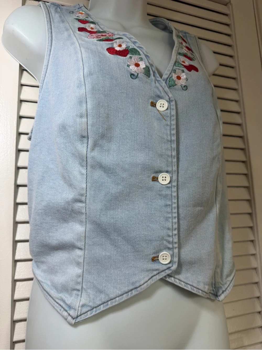 Strawberry Shortcake Embroidered Denim Vest BoxLunch Exclusive S/M Light Wash